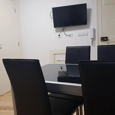 Apartment Flat Da Bica Chiado Lisbon
