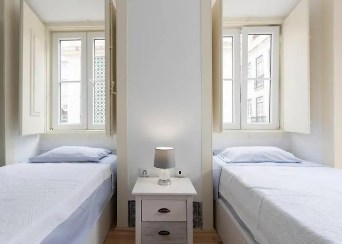 Flat Da Bica Chiado * Lisboa