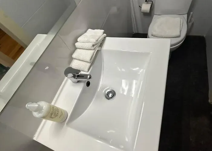 Flat Da Bica Chiado * Lisboa