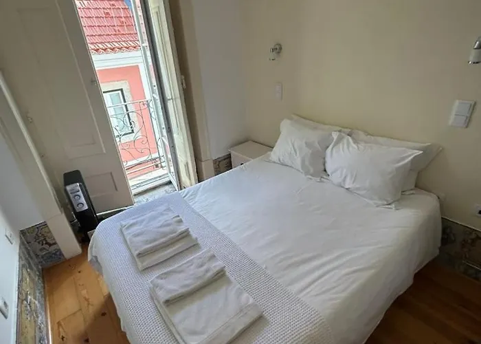 Flat Da Bica Chiado Lejlighed